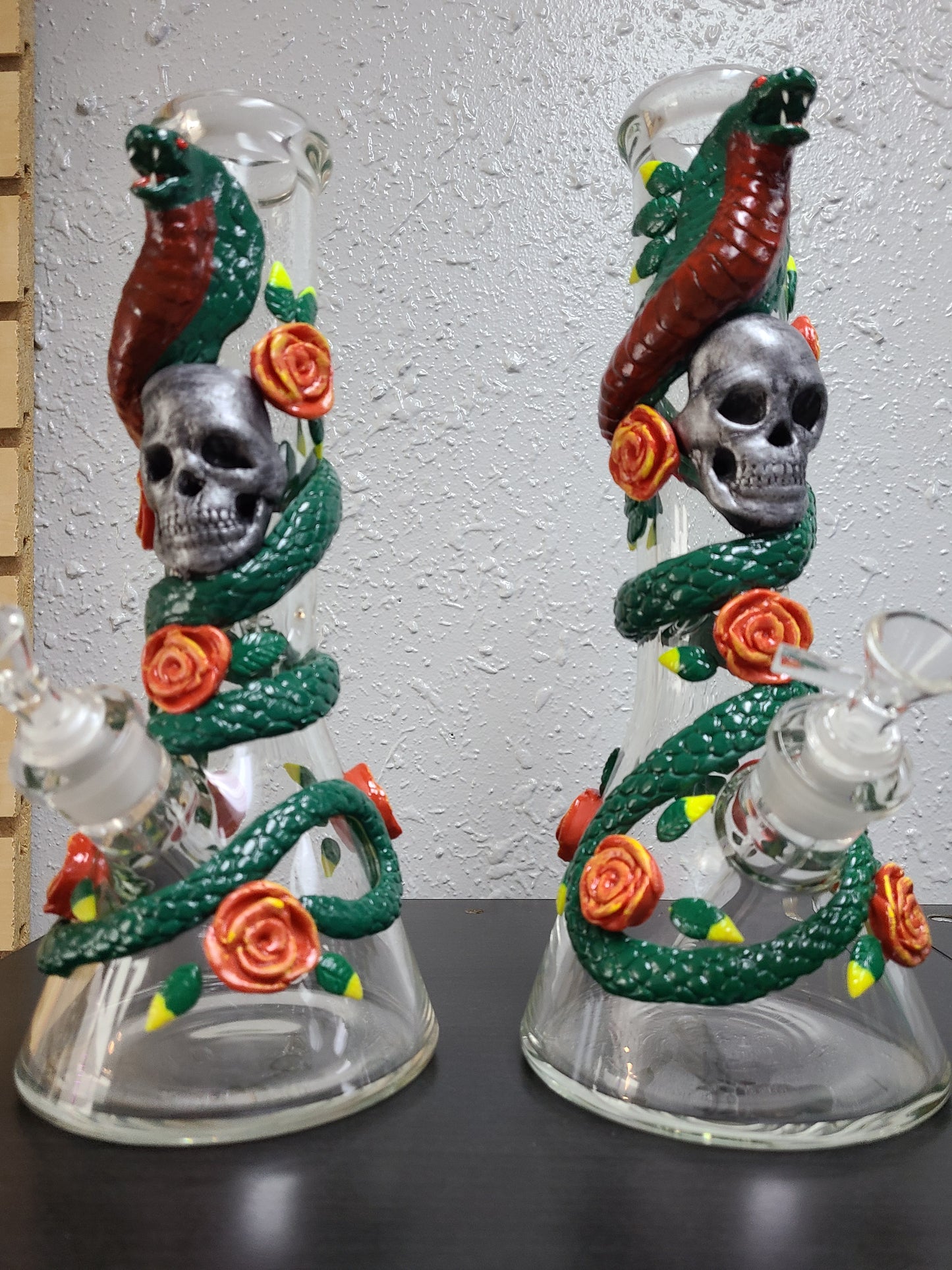 skull and snake bong 12.5